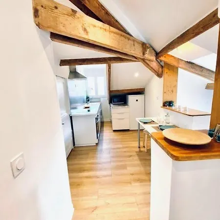 Apartman Guisol 17 Attic Cocon Port De Nizza