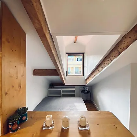 Guisol 17 Attic Cocon Port De