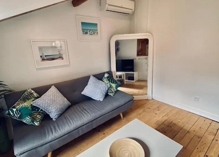 Guisol 17 Attic Cocon Port De דירה ניס