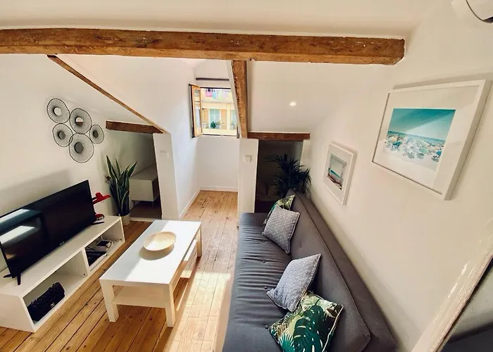 Guisol 17 Attic Cocon Port De ניס