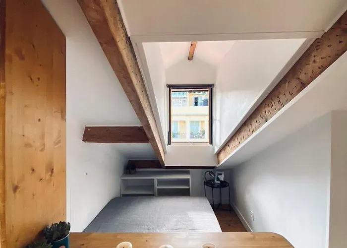 Guisol 17 Attic Cocon Port De