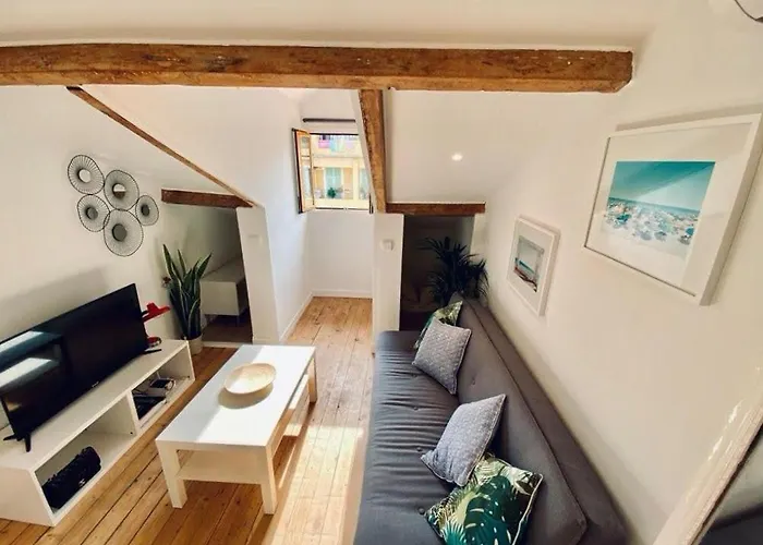 Guisol 17 Attic Cocon Port De *