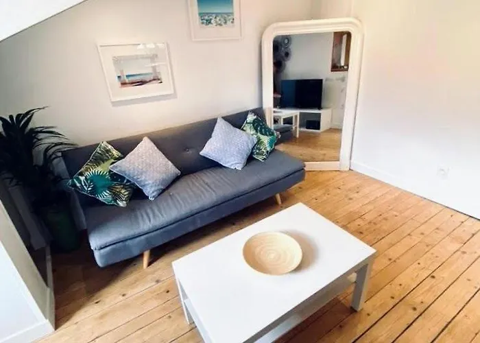Lägenhet Guisol 17 Attic Cocon Port De Nice